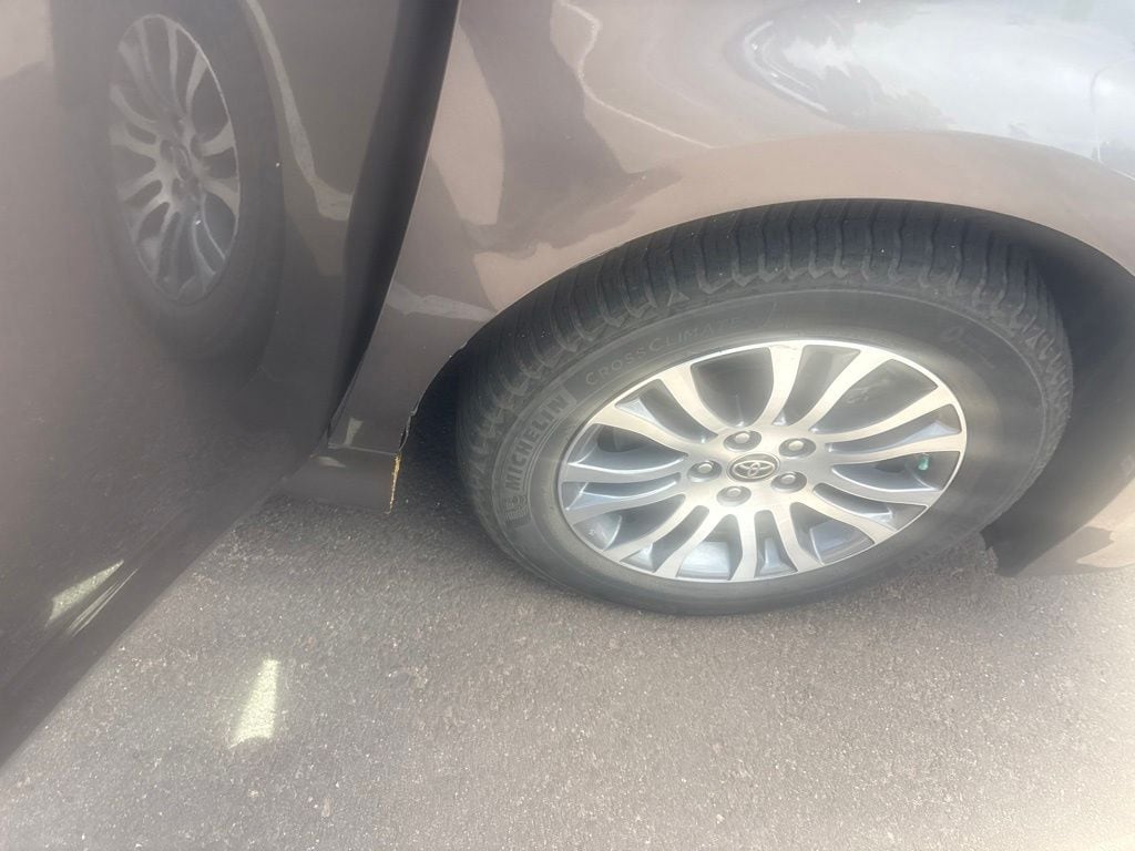 Certified 2020 Toyota Sienna Van