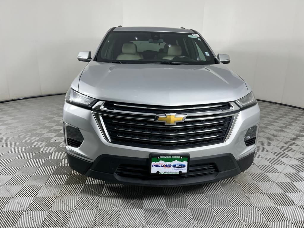 2022 Chevrolet Traverse Leather photo 2