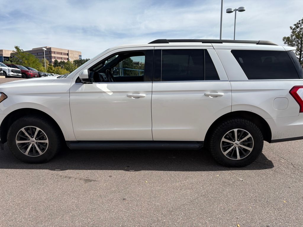 2018 Ford Expedition XLT photo 3