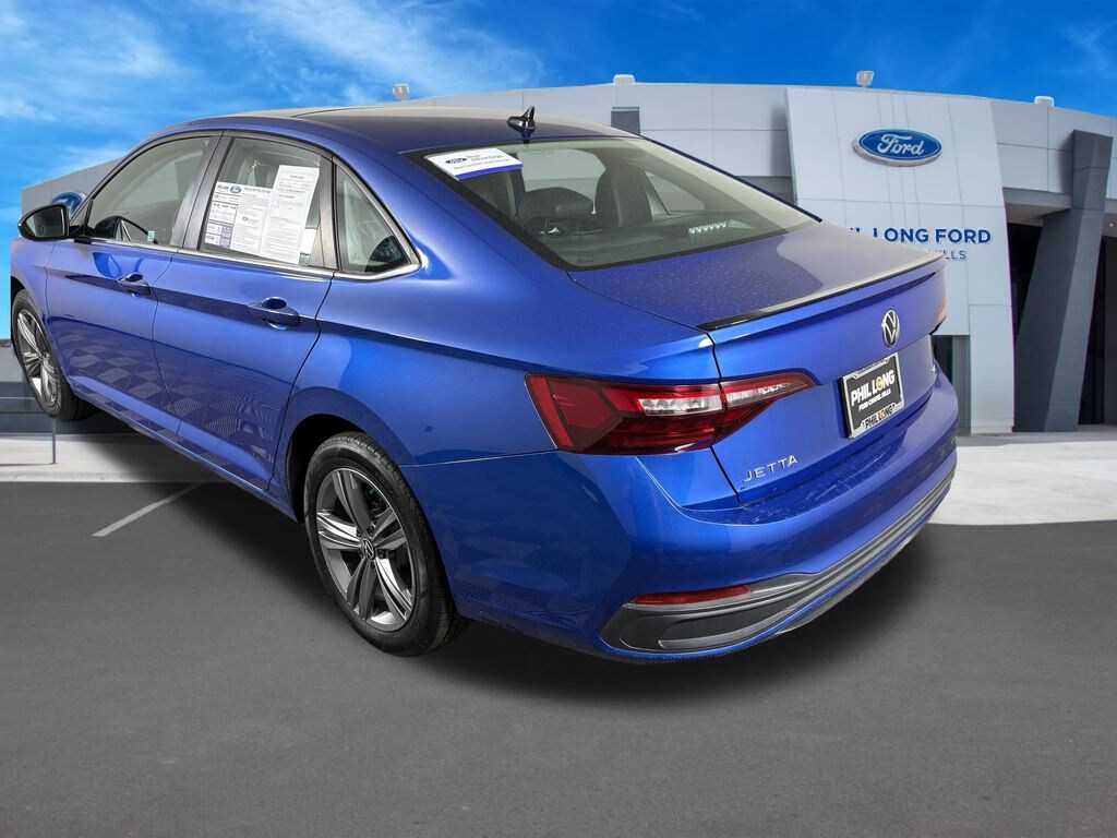 Certified 2023 Volkswagen Jetta 1.5T SE Sedan
