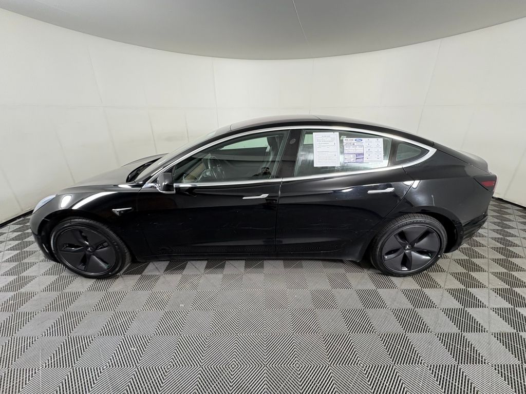 2019 Tesla Model 3 Long Range photo 4