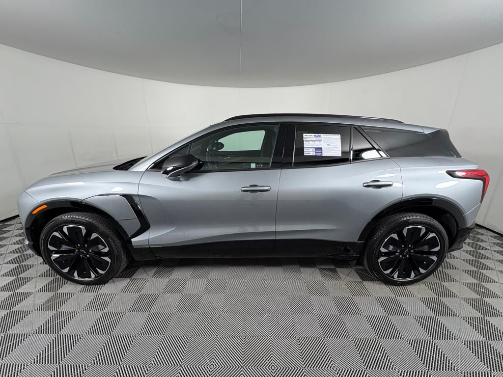 2024 Chevrolet Blazer EV RS photo 4