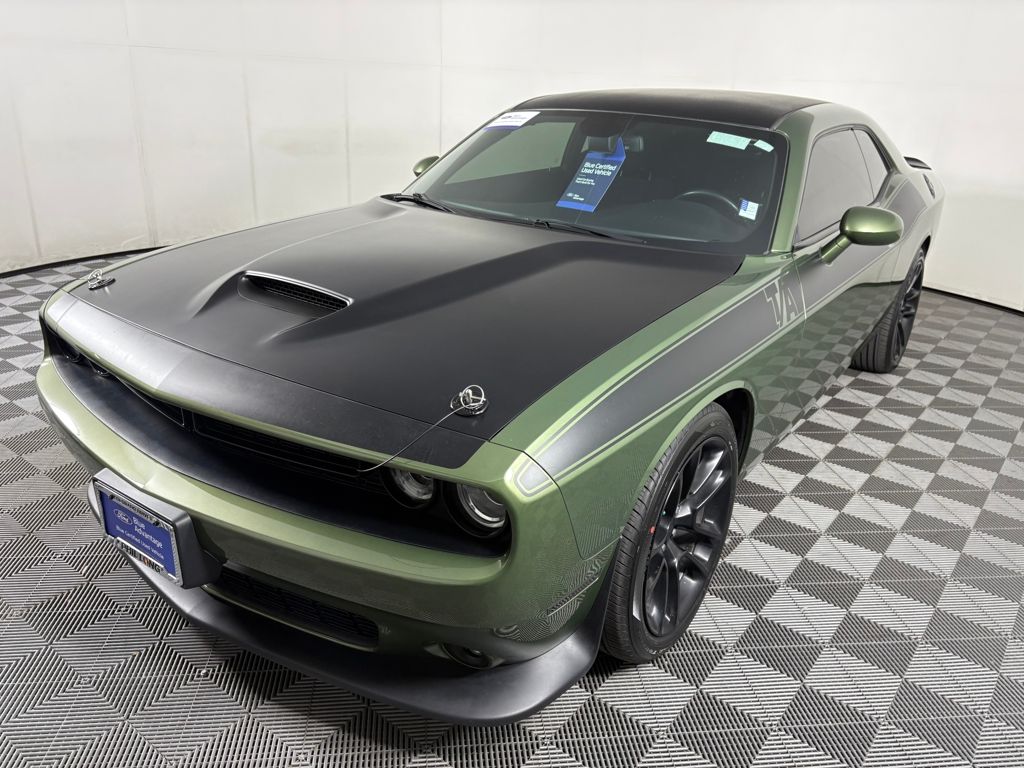 2021 Dodge Challenger R/T photo 3