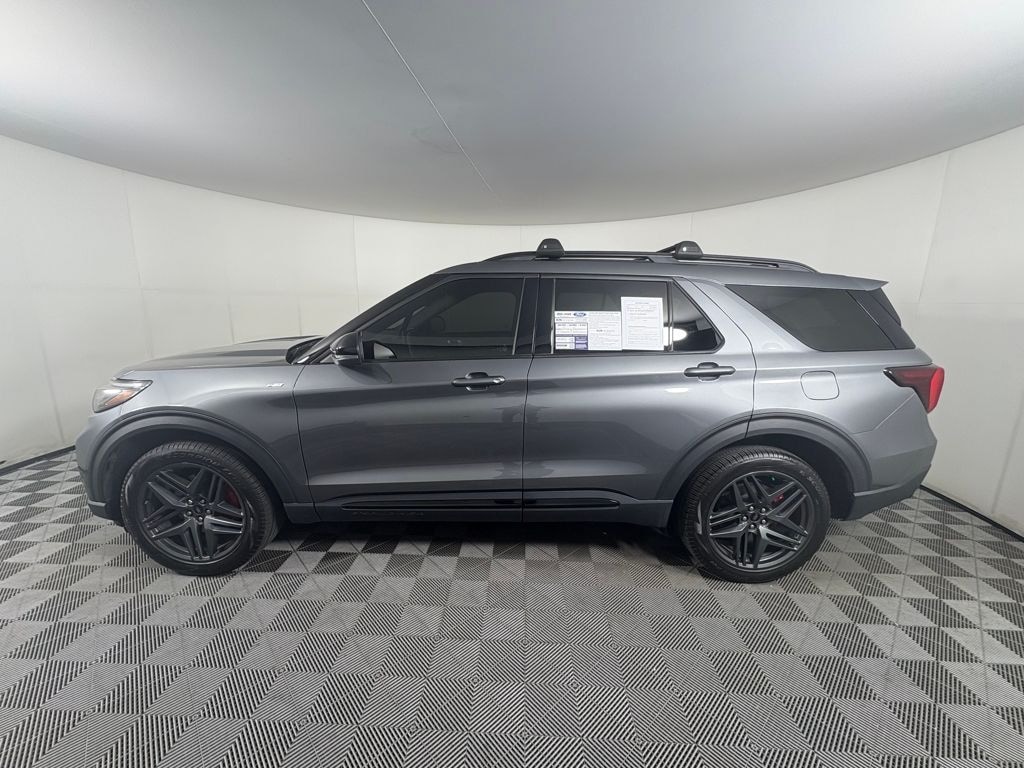 Certified 2025 Ford Explorer ST-Line SUV