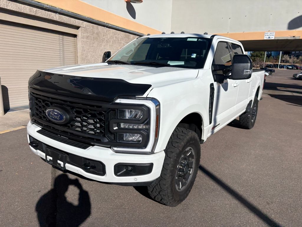 2024 Ford F-350 Lariat photo 3
