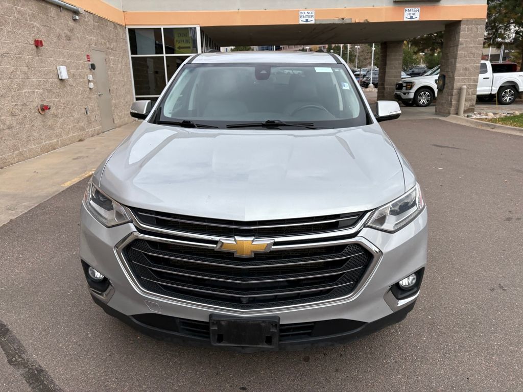2020 Chevrolet Traverse Leather photo 2