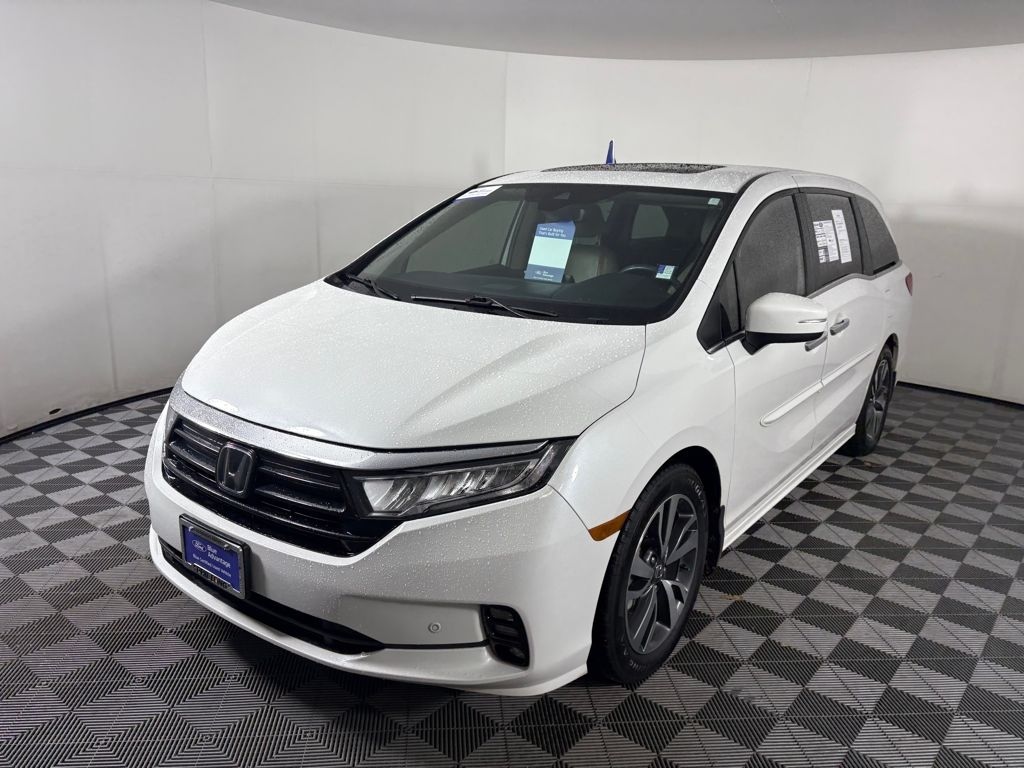 Certified 2021 Honda Odyssey Touring Van