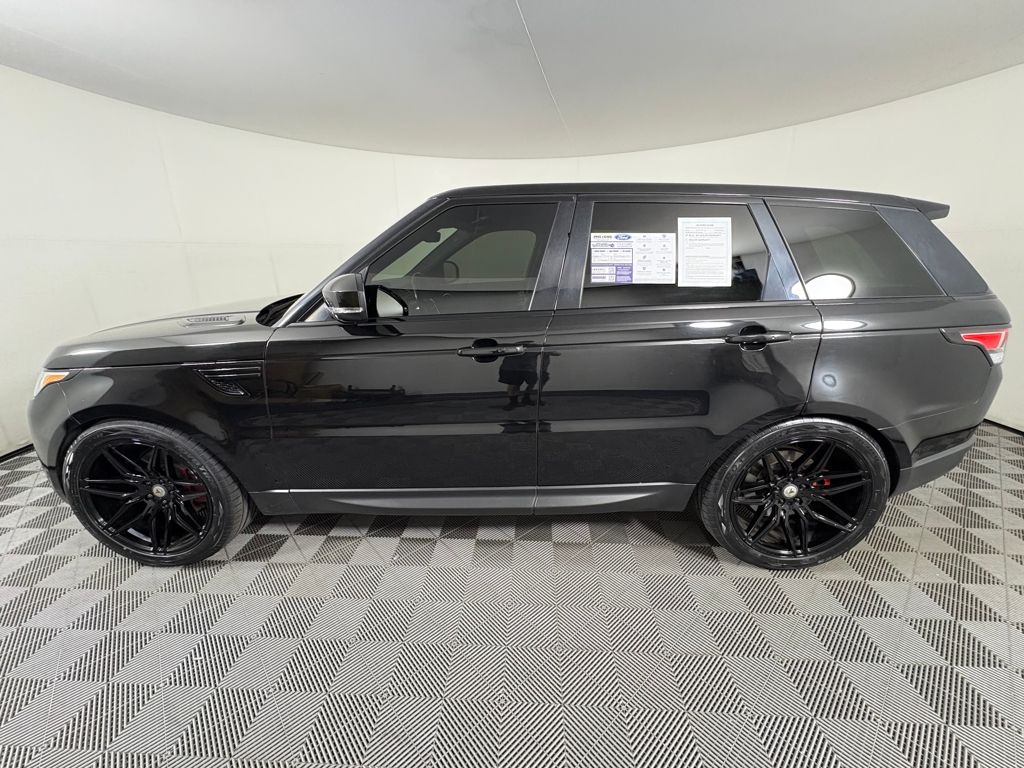 2017 Land Rover Range Rover Sport SuperCharged HSE photo 2