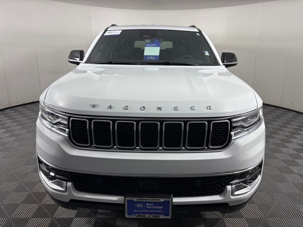2025 Jeep Wagoneer Base photo 2