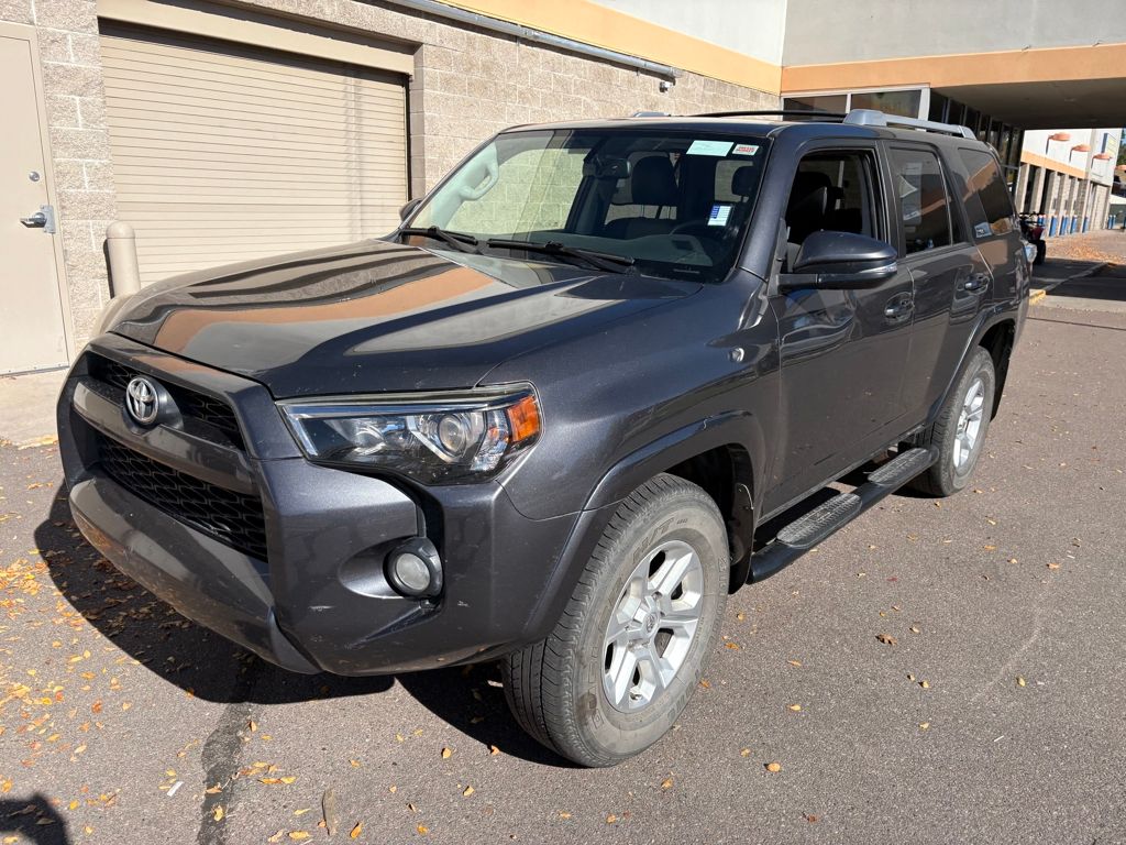 2014 Toyota 4Runner SR5 photo 3