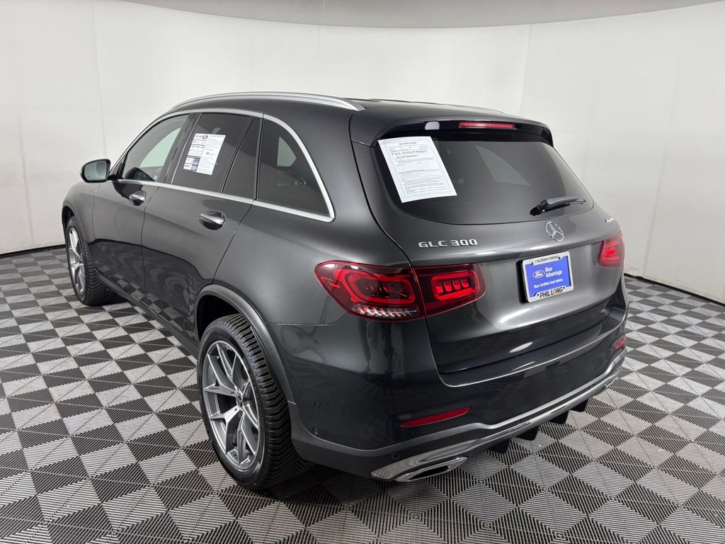 2022 Mercedes Benz GLC 300 4MATIC photo 4
