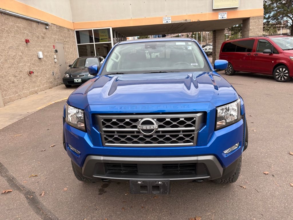 2024 Nissan Frontier SV photo 2