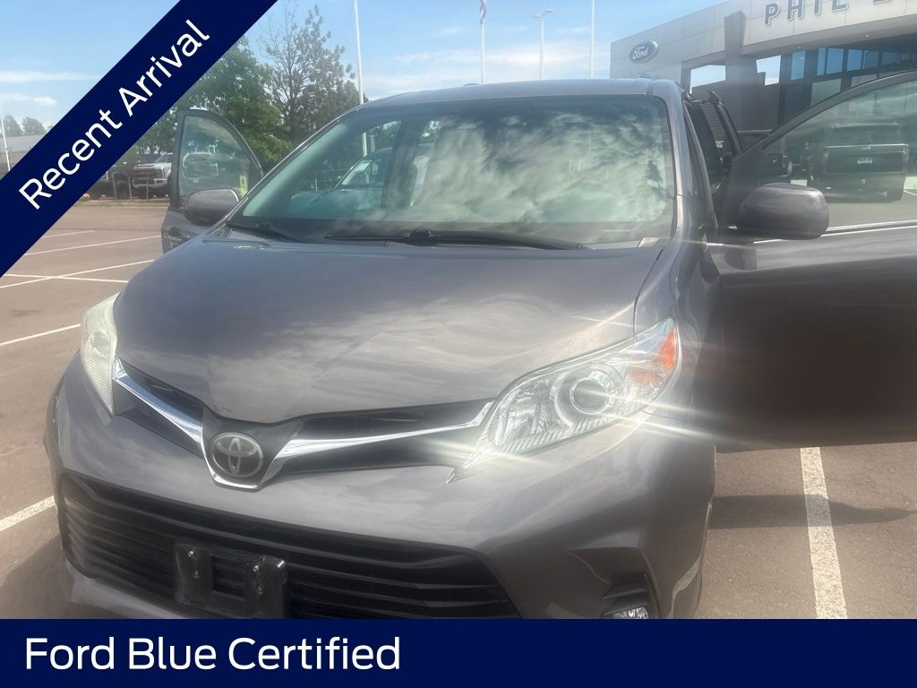 Certified 2020 Toyota Sienna Van