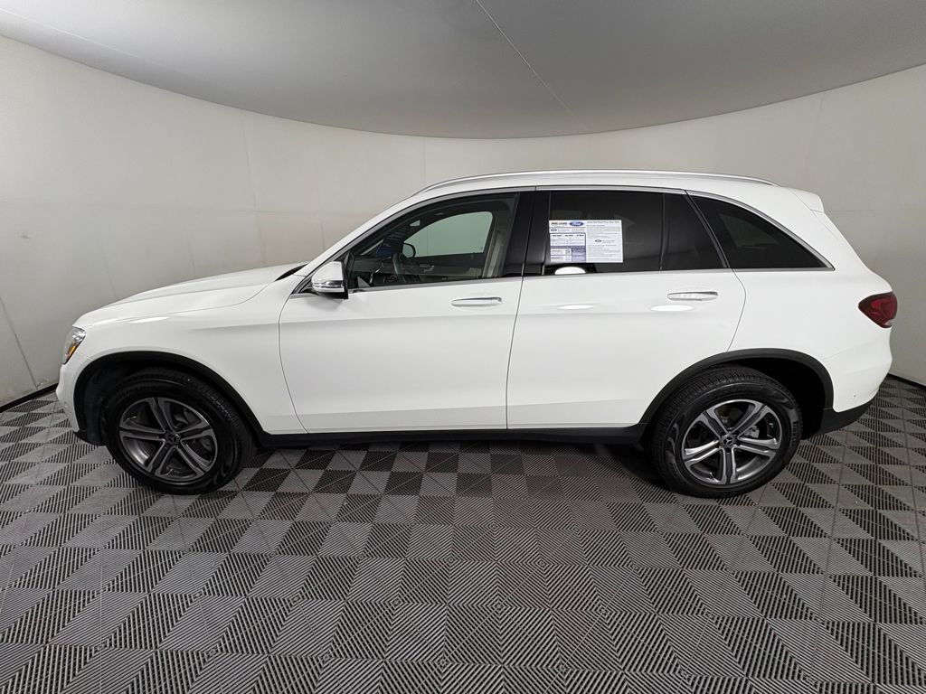 2021 Mercedes Benz GLC 300 4MATIC photo 4