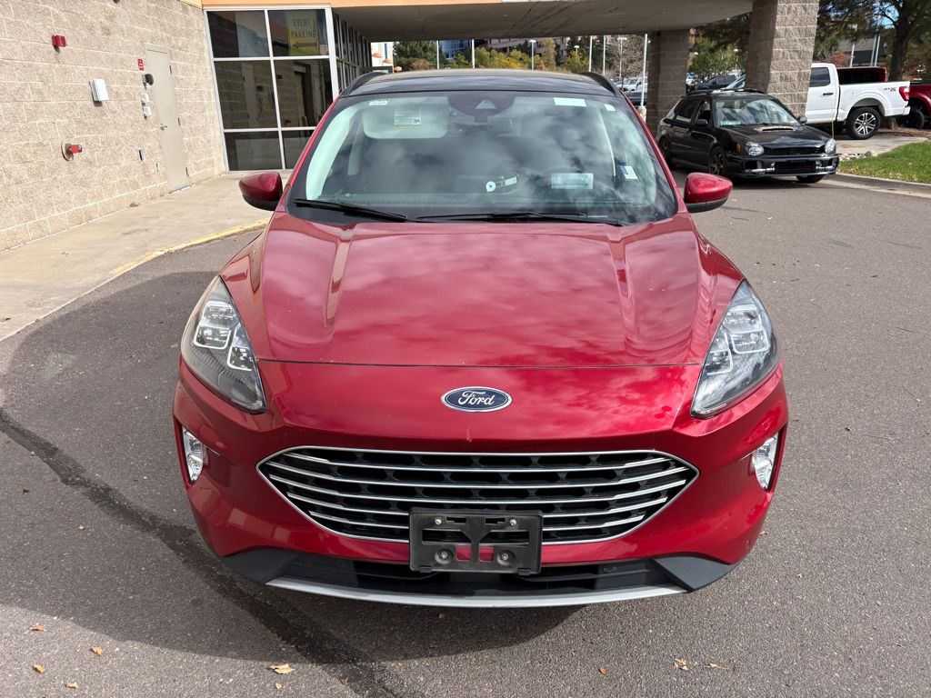 2022 Ford Escape Plug-In Hybrid Titanium photo 2