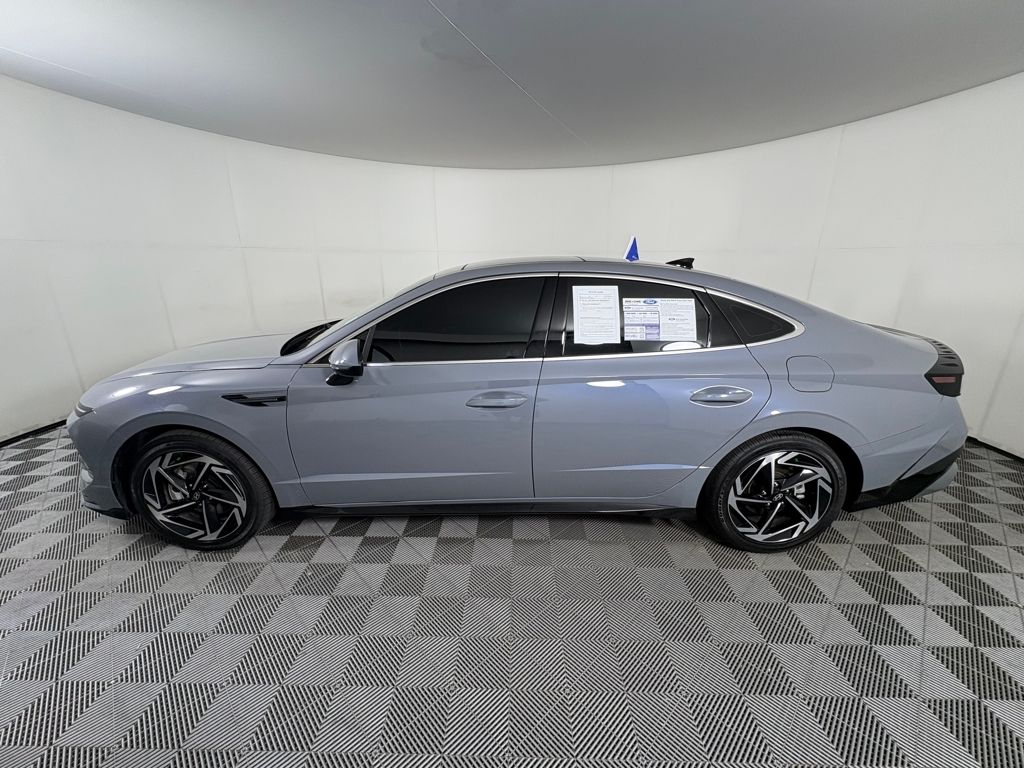 2024 Hyundai Sonata SEL Convenience photo 4