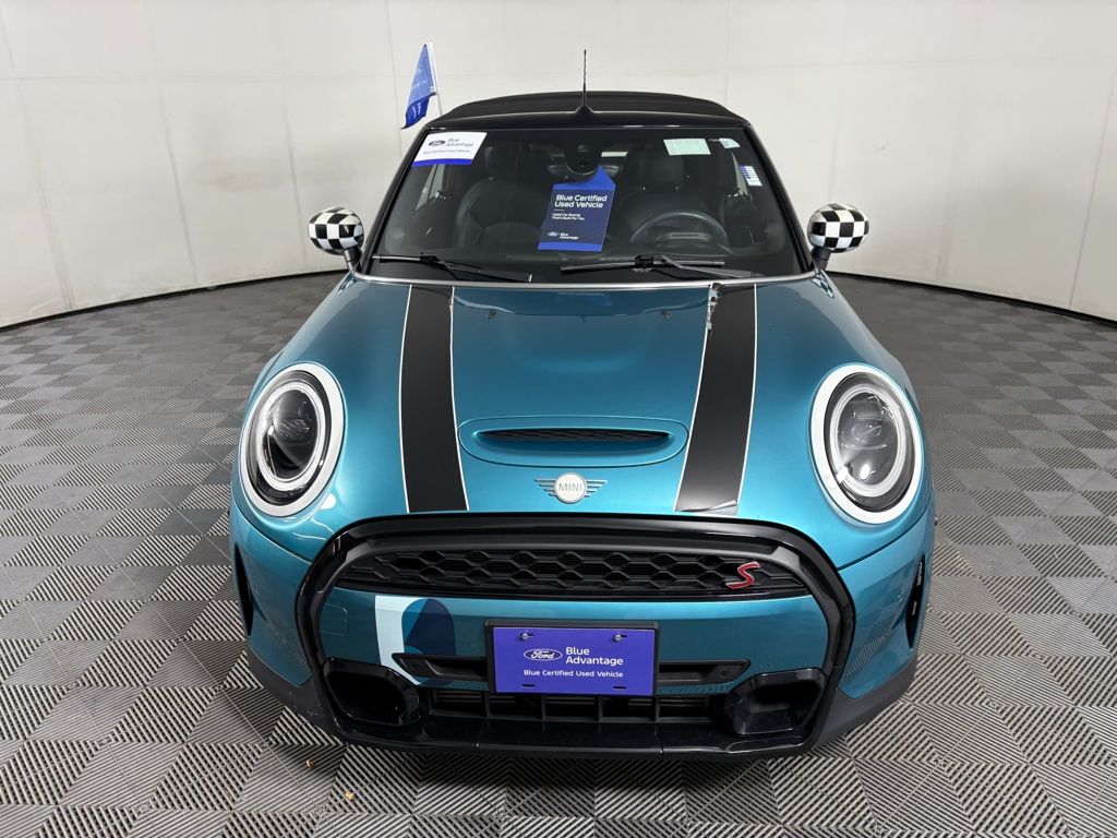 2024 Mini Cooper Convertible S photo 2
