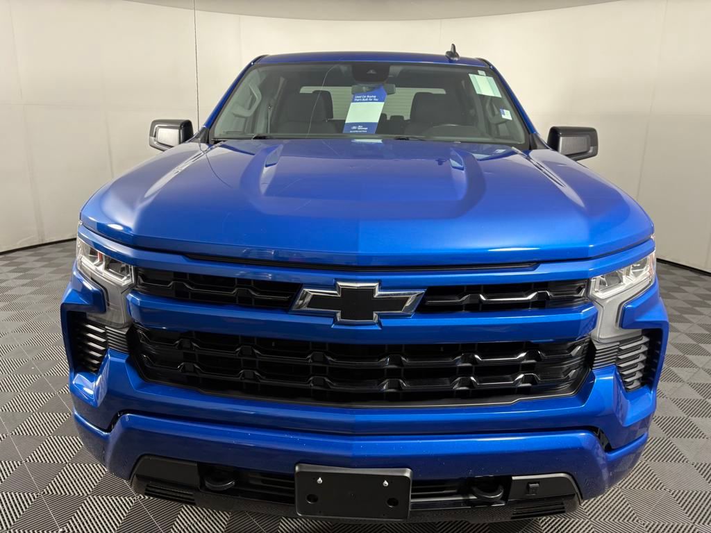 2023 Chevrolet Silverado 1500 RST photo 2