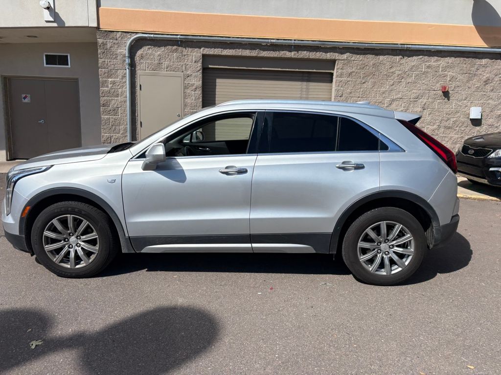 2019 Cadillac XT4 Premium Luxury photo 2