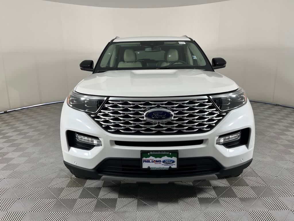 2022 Ford Explorer Platinum photo 2