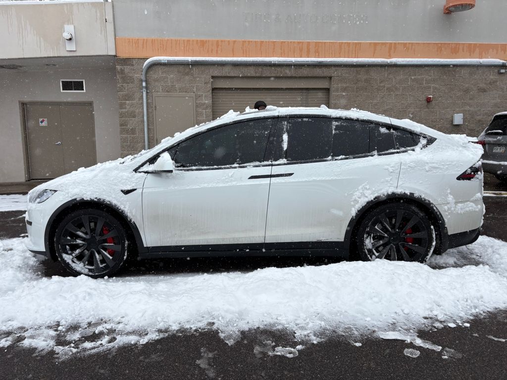 2023 Tesla Model X Plaid photo 4