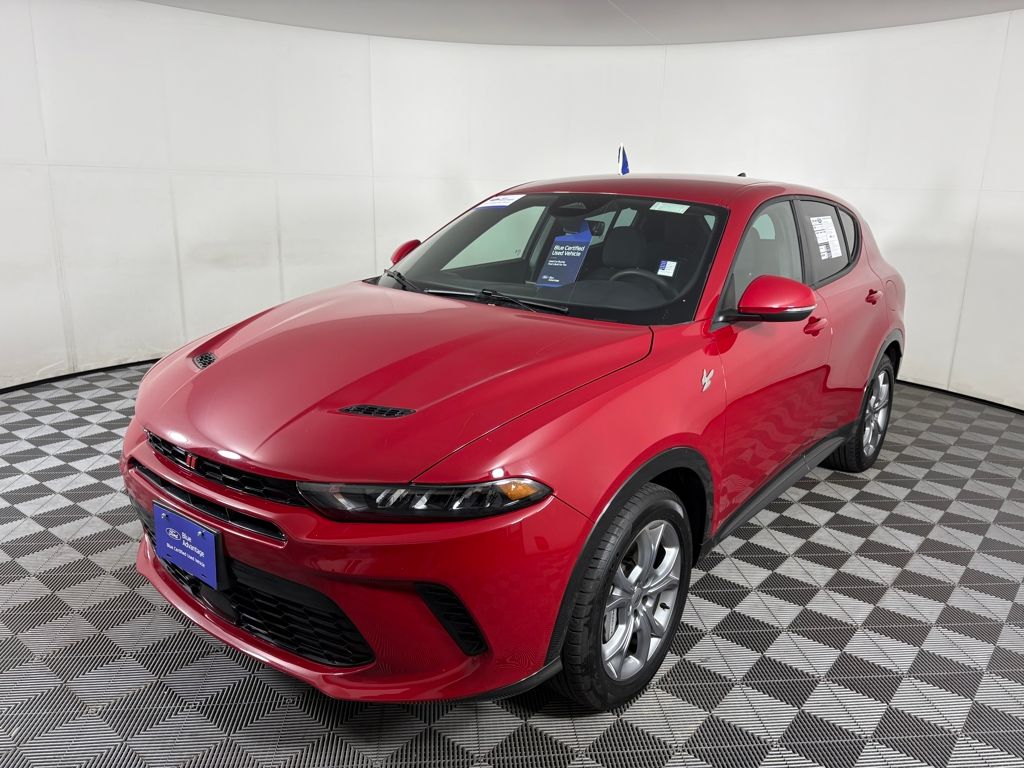 2024 Dodge Hornet R/T photo 2