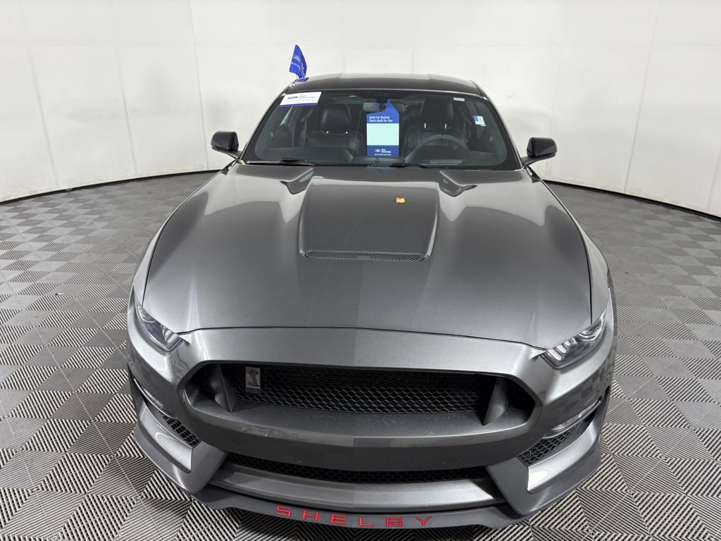 2017 Ford Mustang Shelby GT350 photo 2