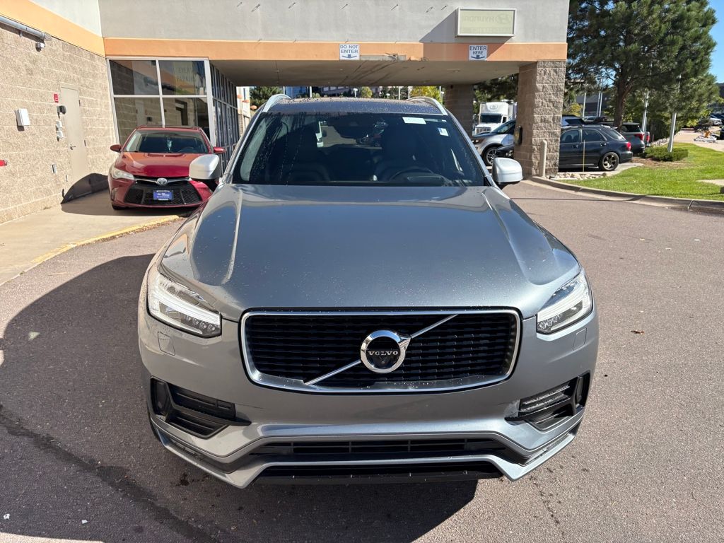 2019 Volvo XC90 T6 R-Design photo 2