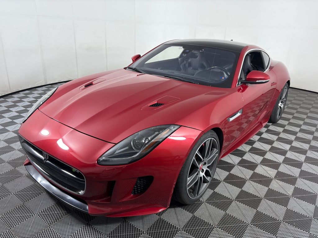 2017 Jaguar F-TYPE R photo 3
