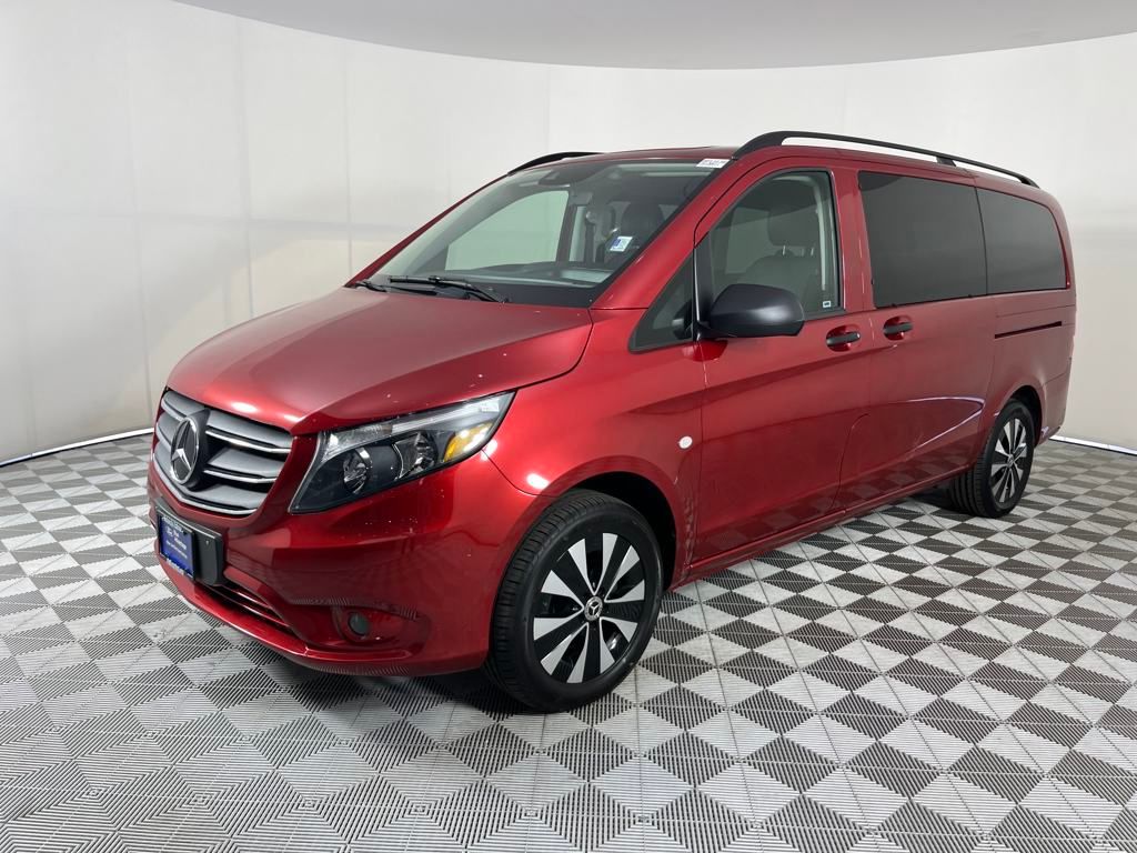 2023 Mercedes Benz Metris Passenger Van photo 3