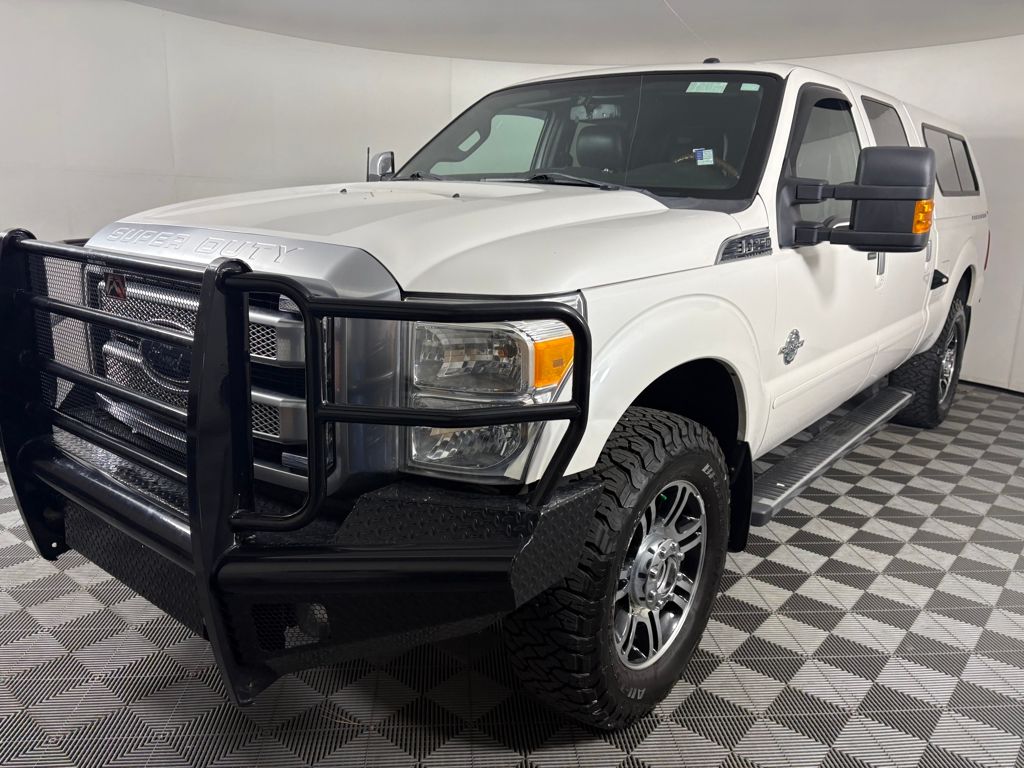 2013 Ford F-250 Lariat photo 3