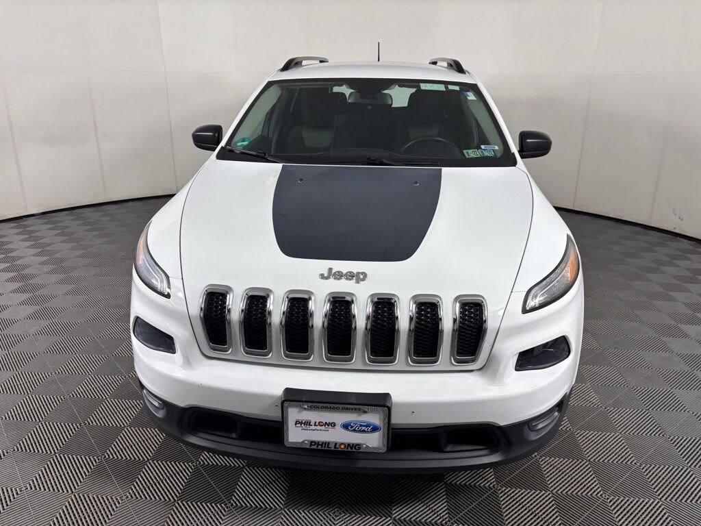 Used 2015 Jeep Cherokee Sport FWD SUV