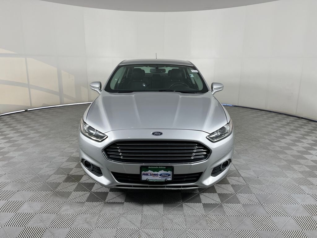 Used 2016 Ford Fusion SE Sedan
