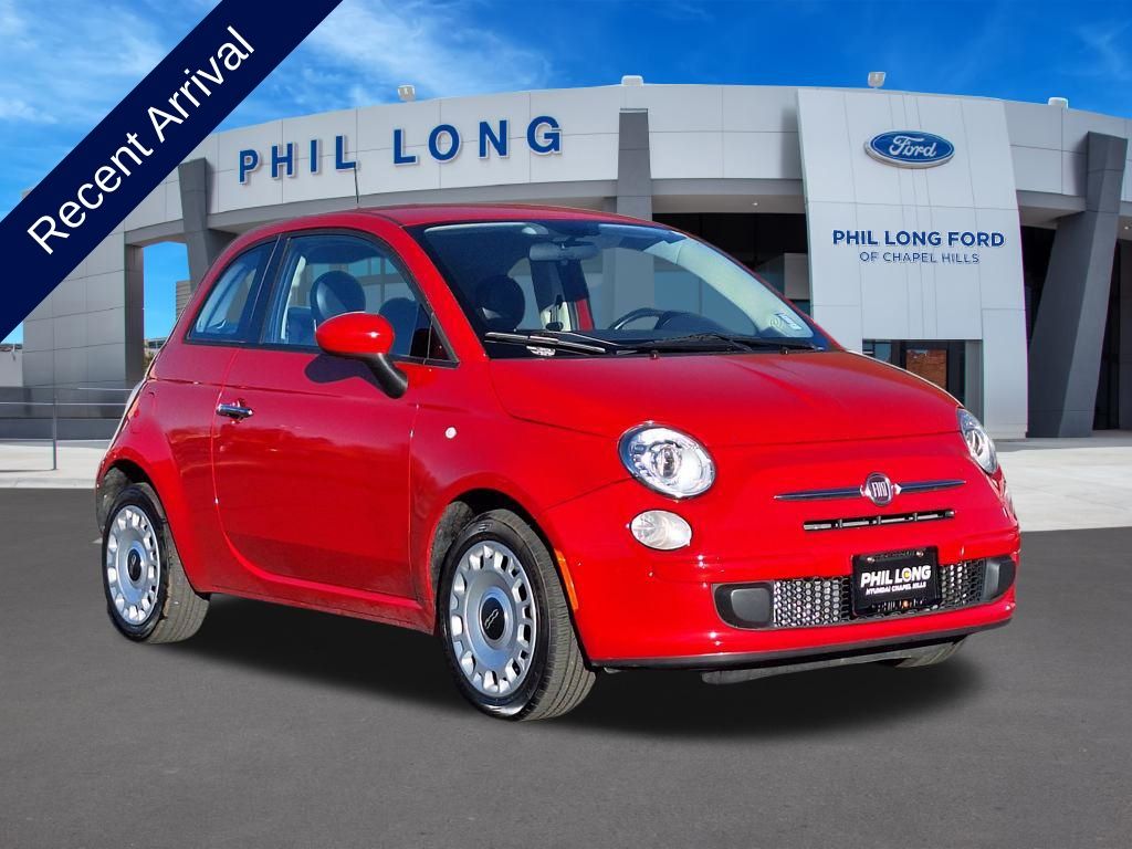 2015 FIAT 500 Pop's photo