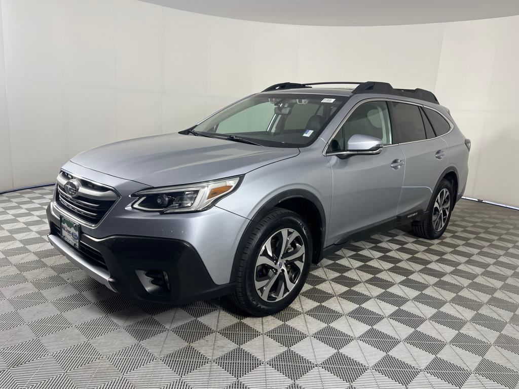 2020 Subaru Outback Limited photo 3