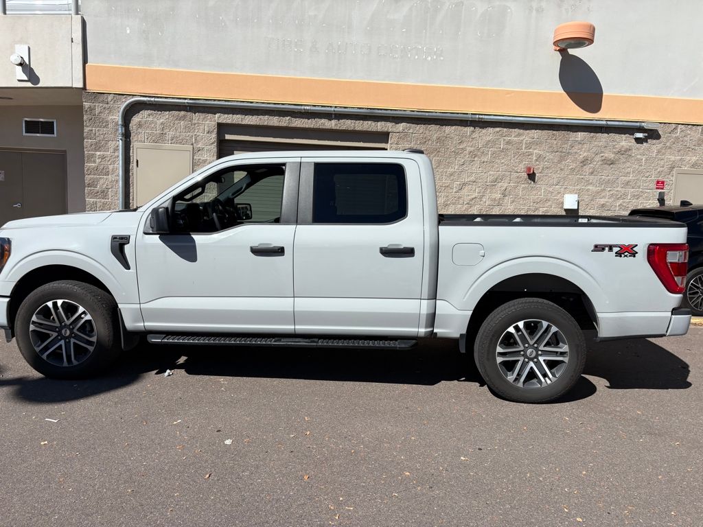 2023 Ford F-150 XL photo 4