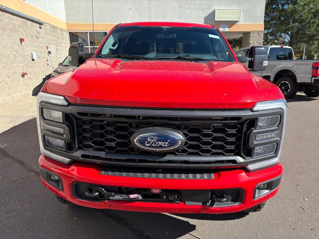 2024 Ford F-250 Lariat photo 2