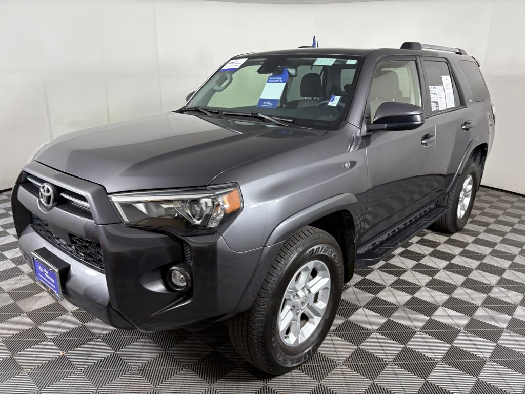 2023 Toyota 4Runner SR5 photo 3