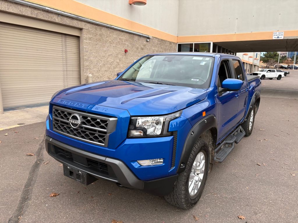 2024 Nissan Frontier SV photo 3