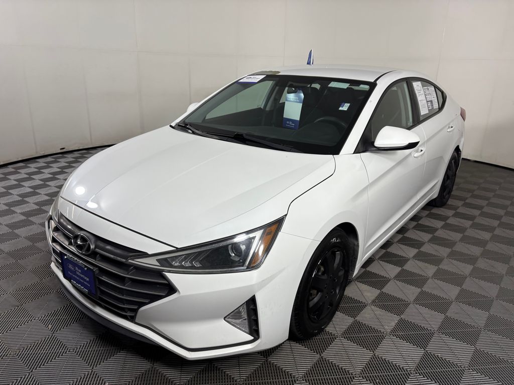 2019 Hyundai Elantra SE photo 2