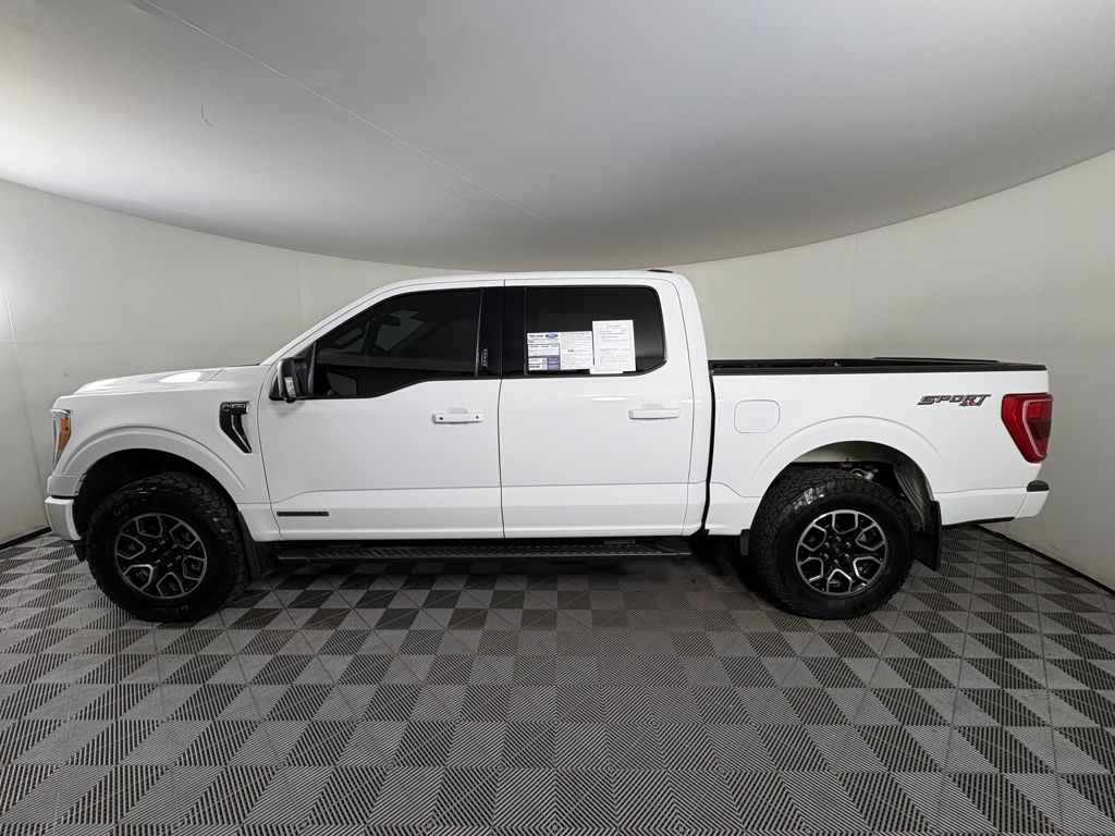 2021 Ford F-150 XLT photo 4