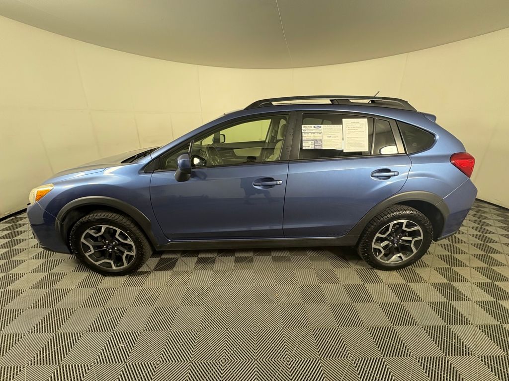 2017 Subaru Crosstrek 2.0i Premium photo 4