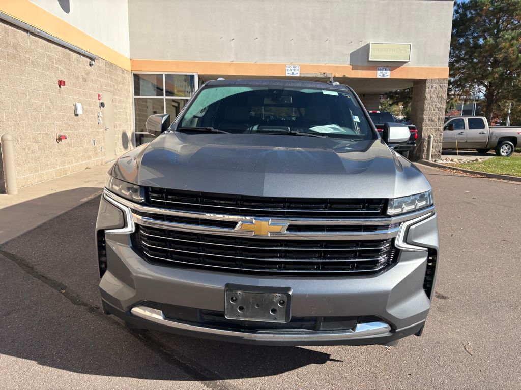 2021 Chevrolet Tahoe LT photo 2