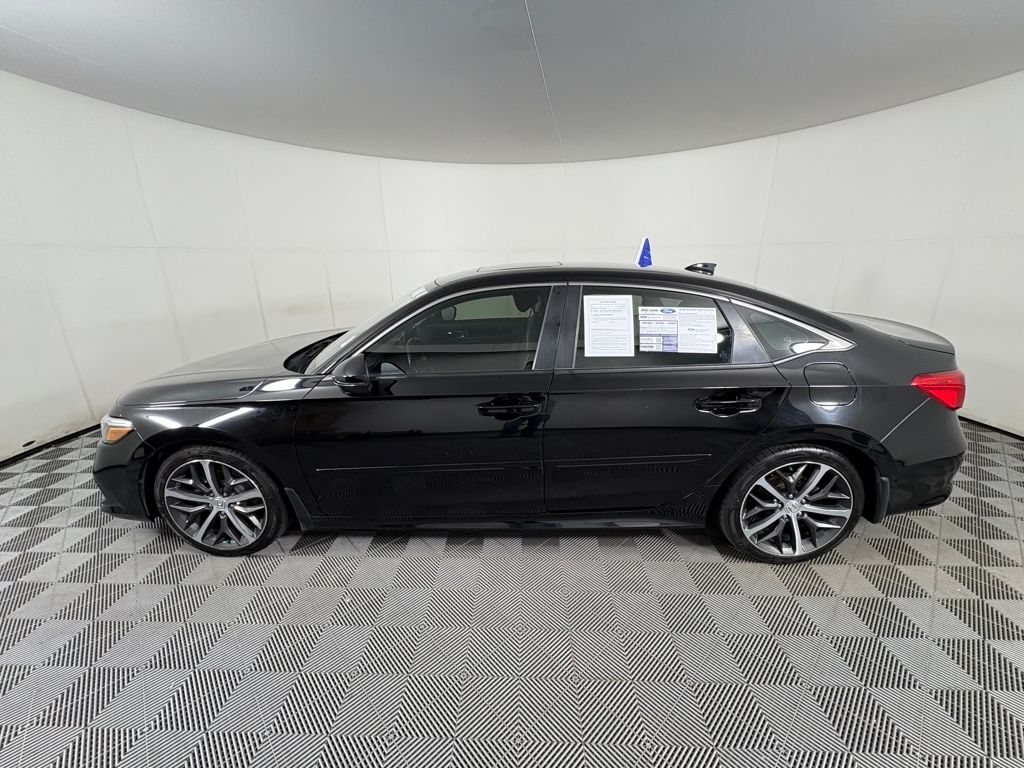 2022 Honda Civic Touring photo 4