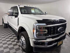 2025 Ford F-450 Truck Crew Cab