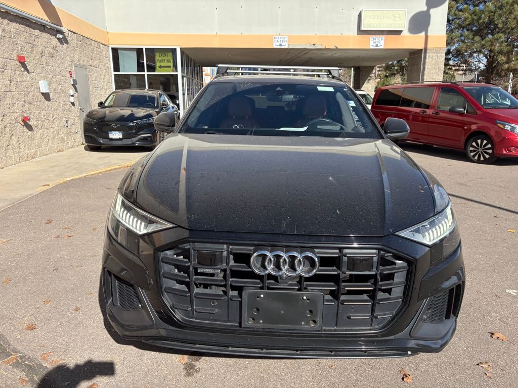 2020 Audi Q8 55 Premium photo 2