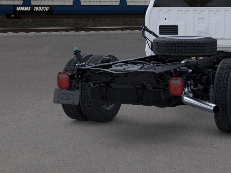 2026 Ford F-550 Super Duty Chassis Cab XL - Photo 21