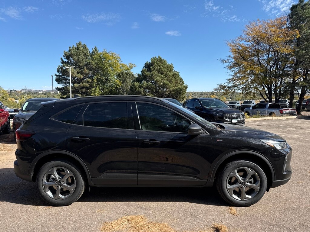 New 2026 Ford Escape ST-Line SUV