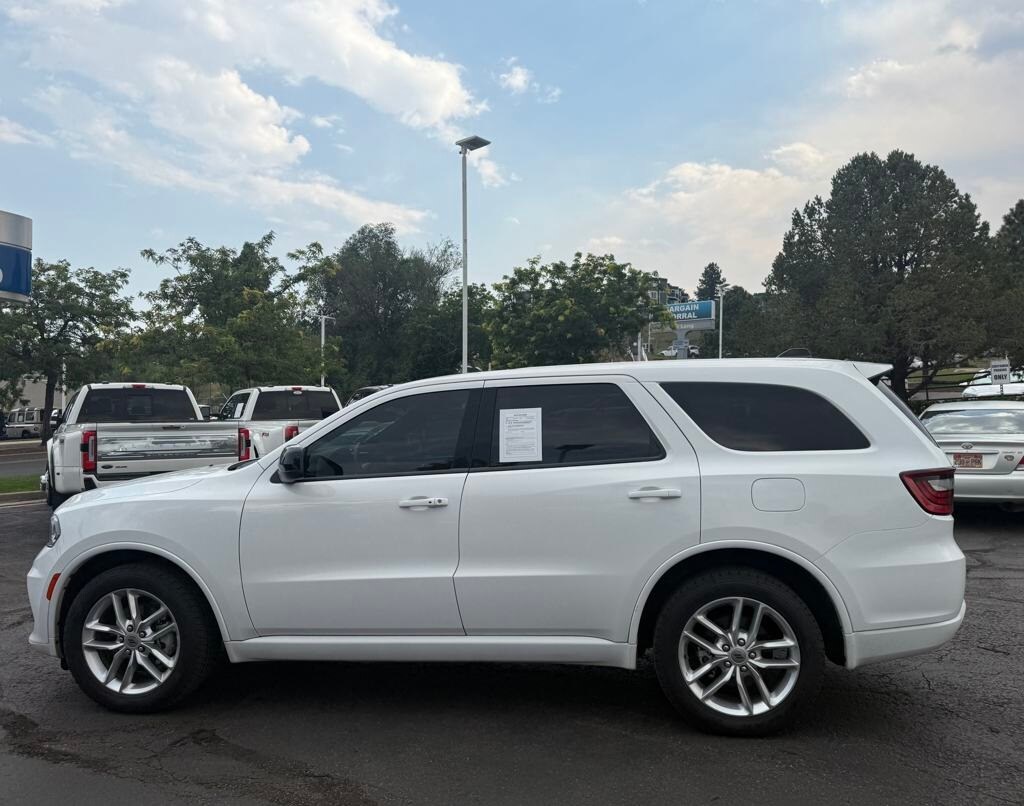 2023 Dodge Durango GT photo 3