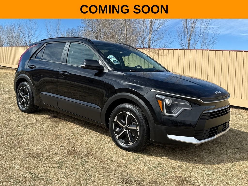 Used 2023 Kia Niro EX SUV